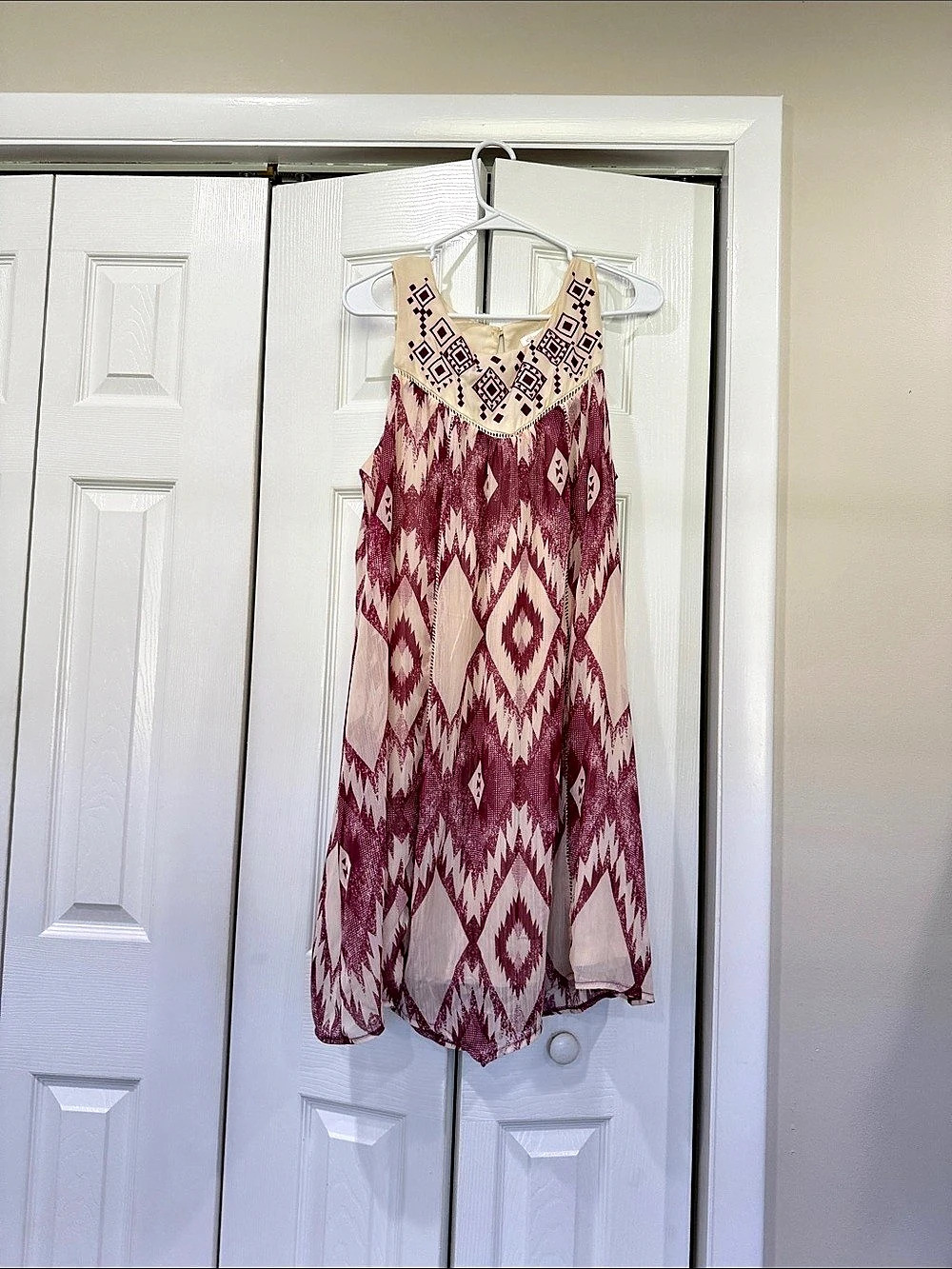 Geometric Mini Dress in Pink & White Like New